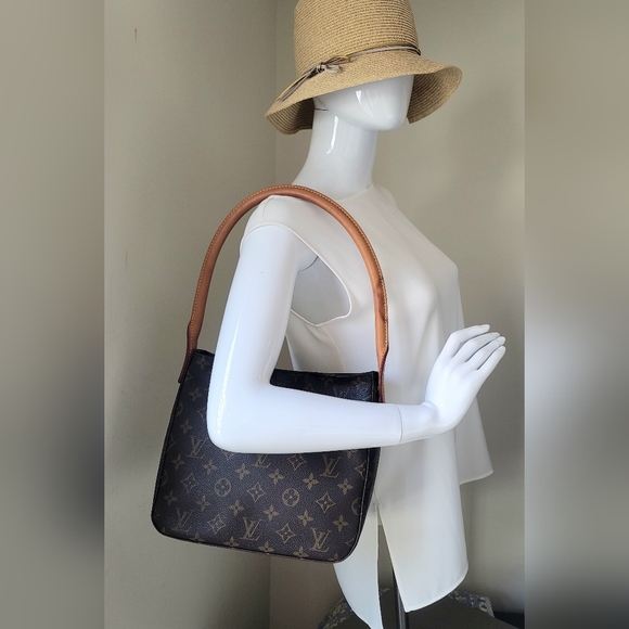 Louis Vuitton Looping MM Monogram Canvas Leather Shoulder Bag Authentic FL0091 - Picture 14 of 14